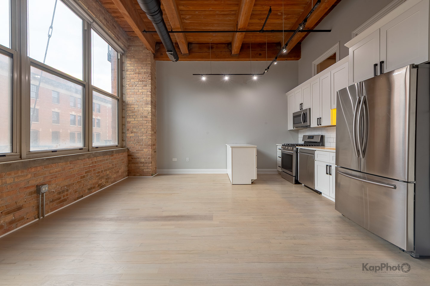 1500 W Monroe Street Unit: 312