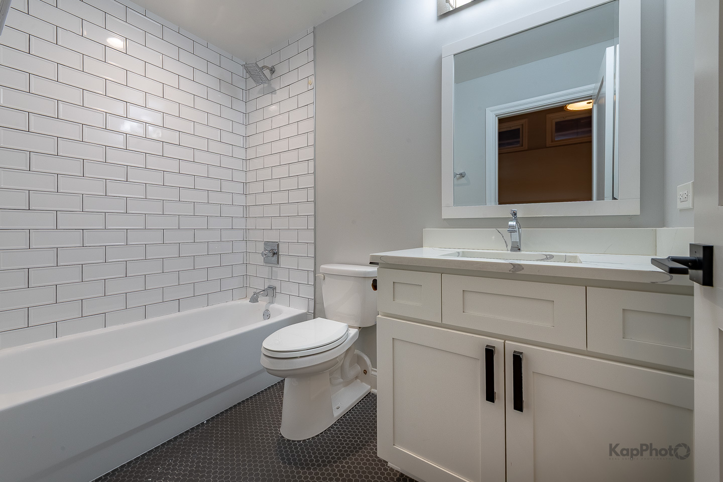 1500 W Monroe Street Unit: 312