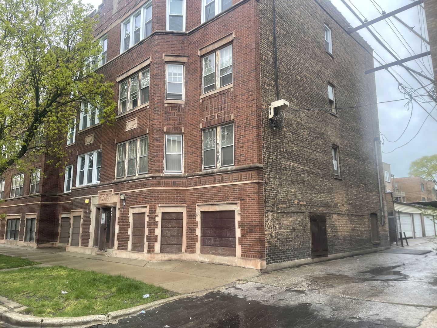 2542 E 78th Street Unit: 2E