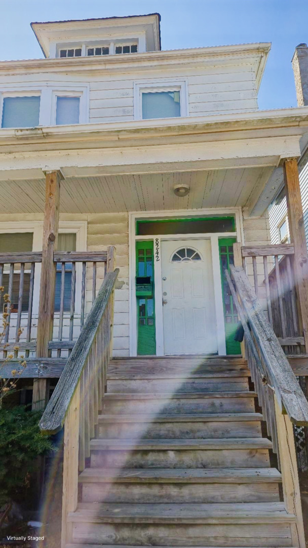 8242 S HOUSTON Avenue Unit: 2