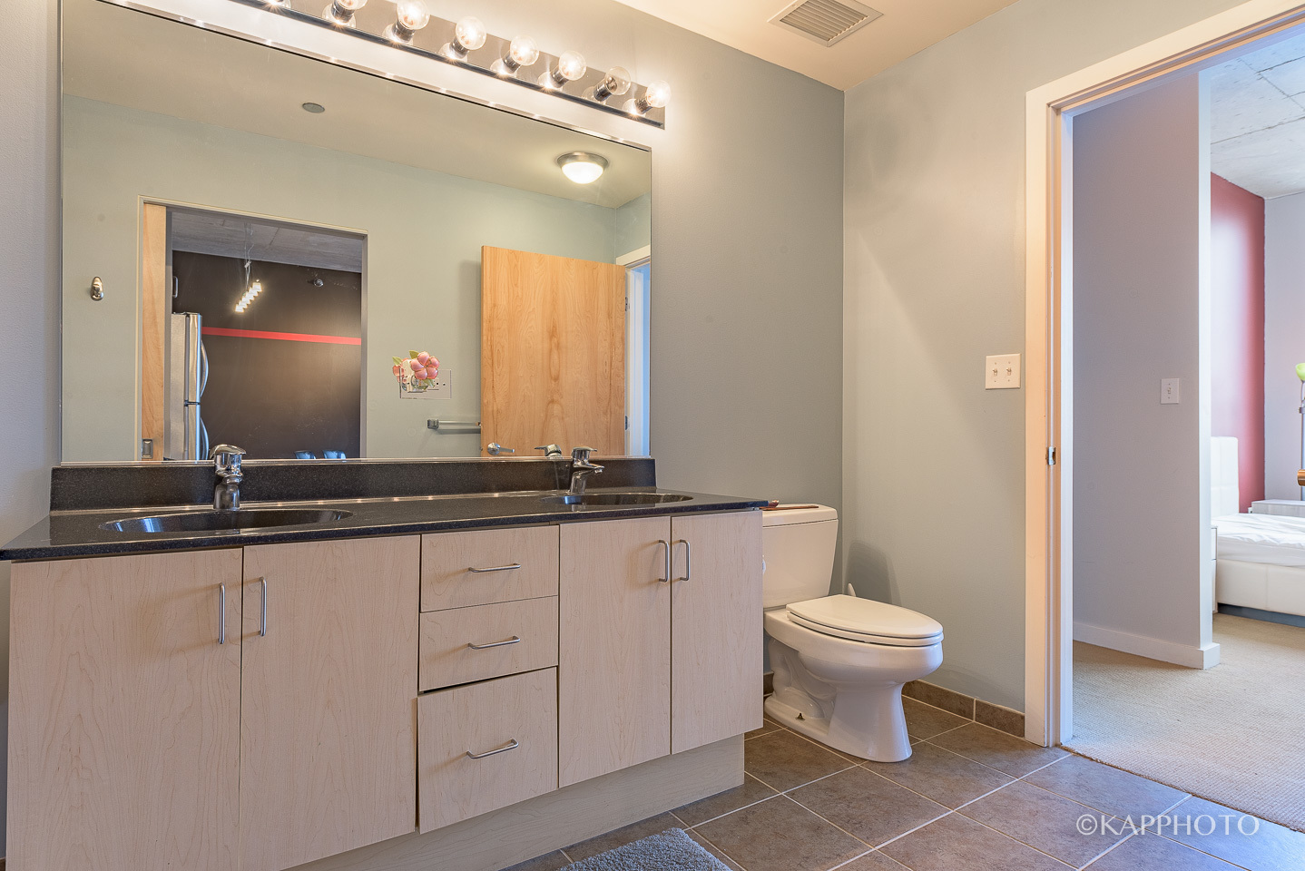 1720 S Michigan Avenue Unit: 1203