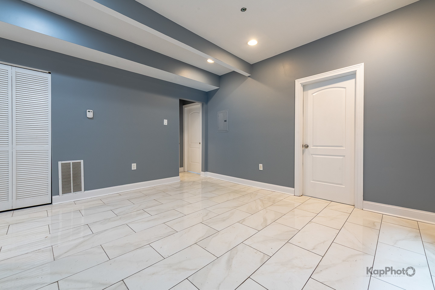 6335 S Elizabeth Street