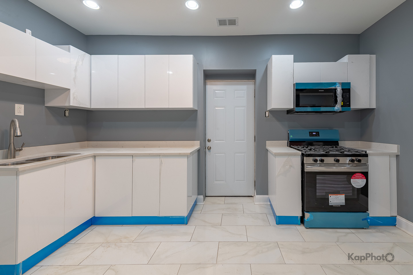 6335 S Elizabeth Street