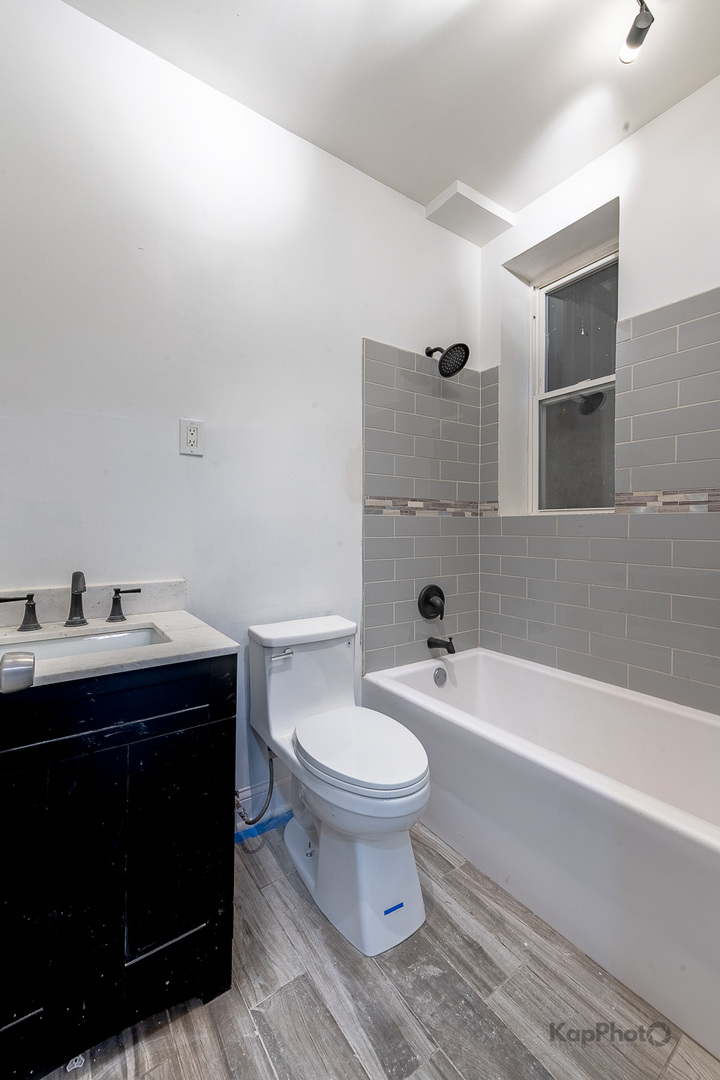 6335 S Elizabeth Street