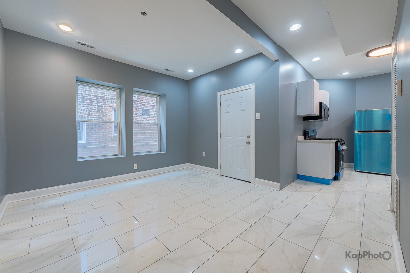 6335 S Elizabeth Street