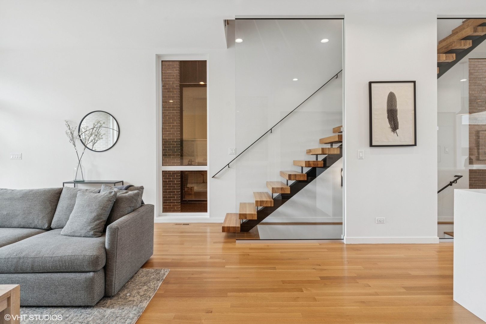 6233 S Greenwood Avenue