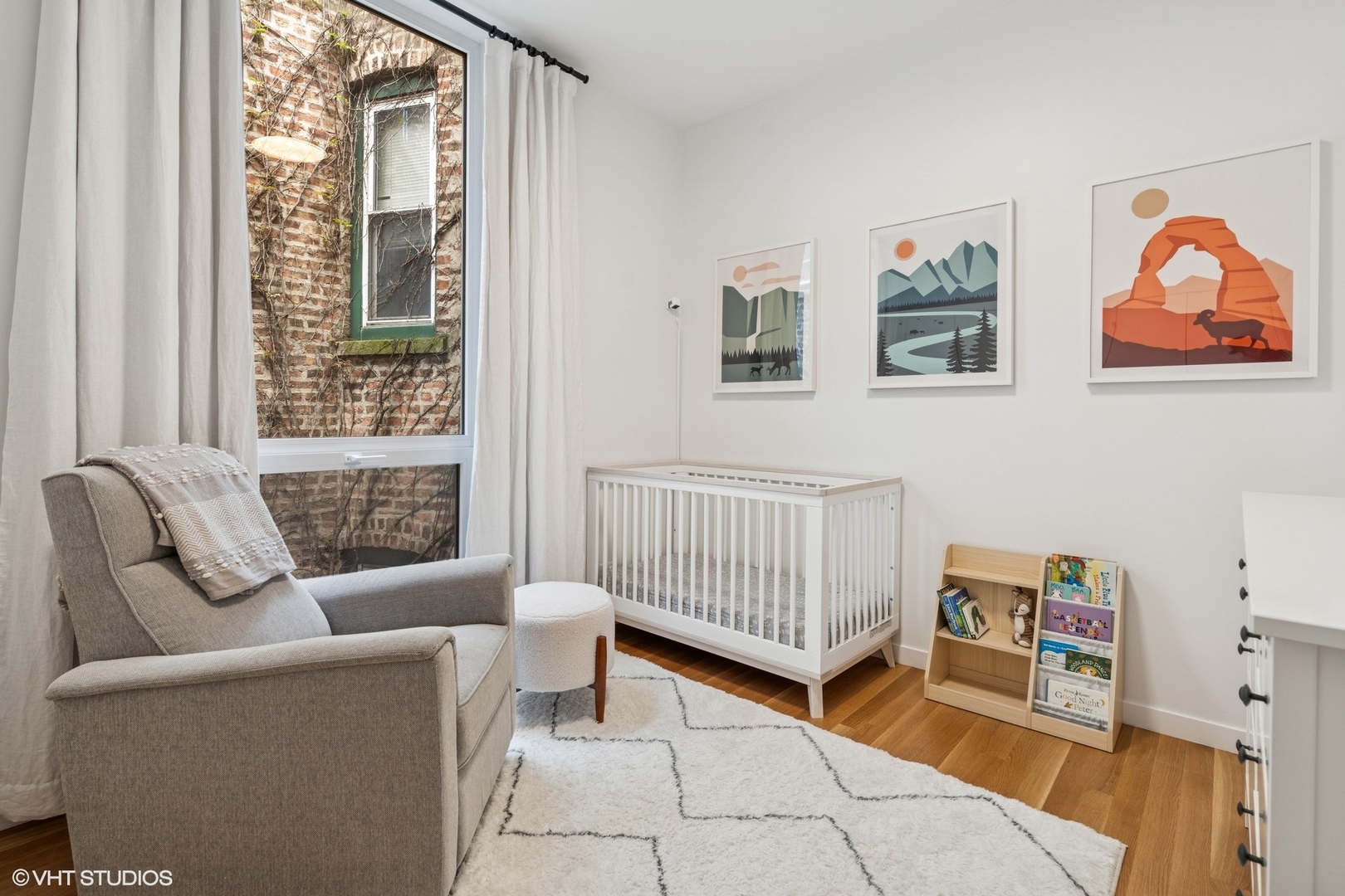 6233 S Greenwood Avenue