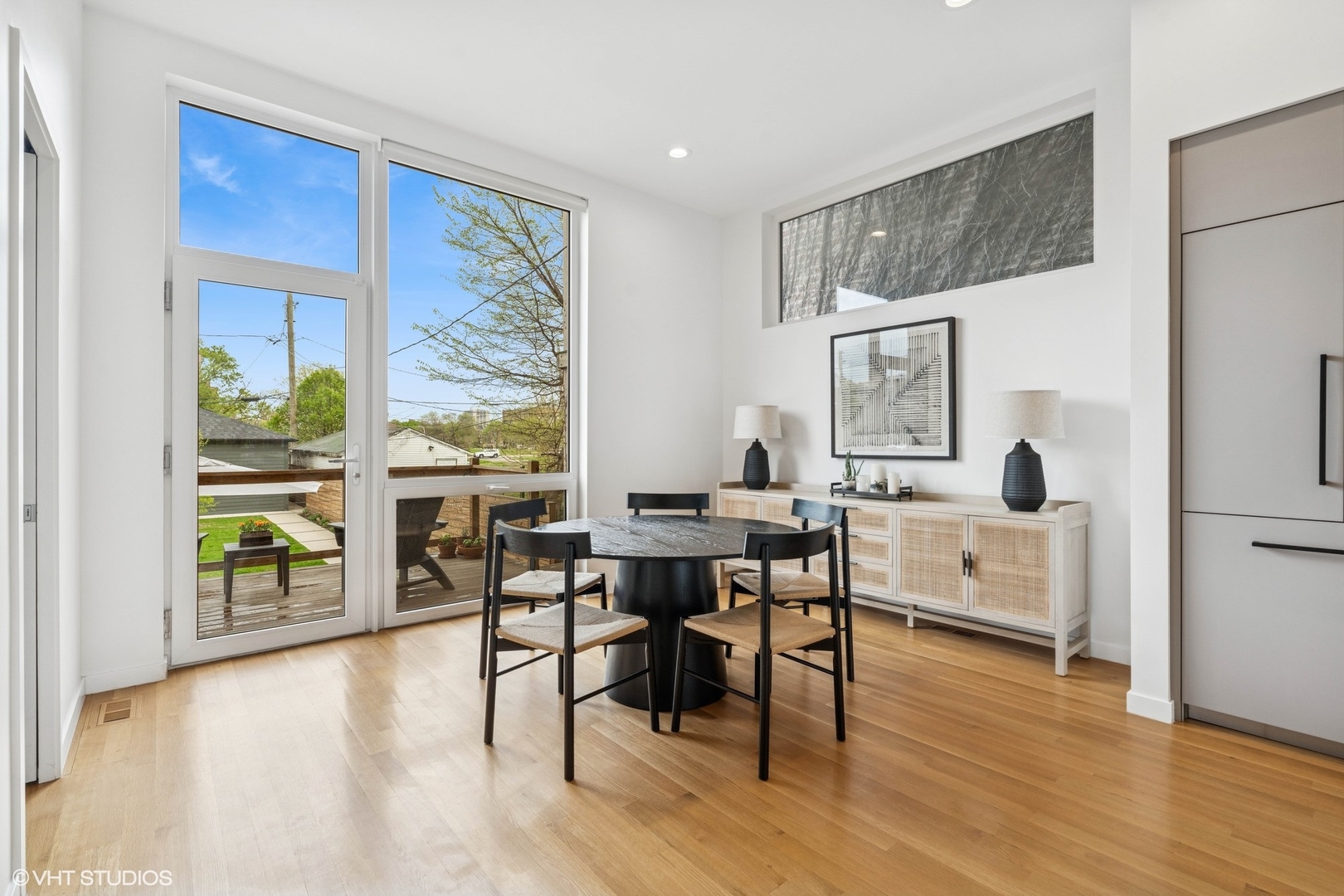 6233 S Greenwood Avenue