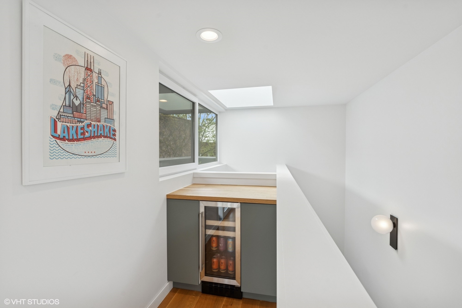 6233 S Greenwood Avenue