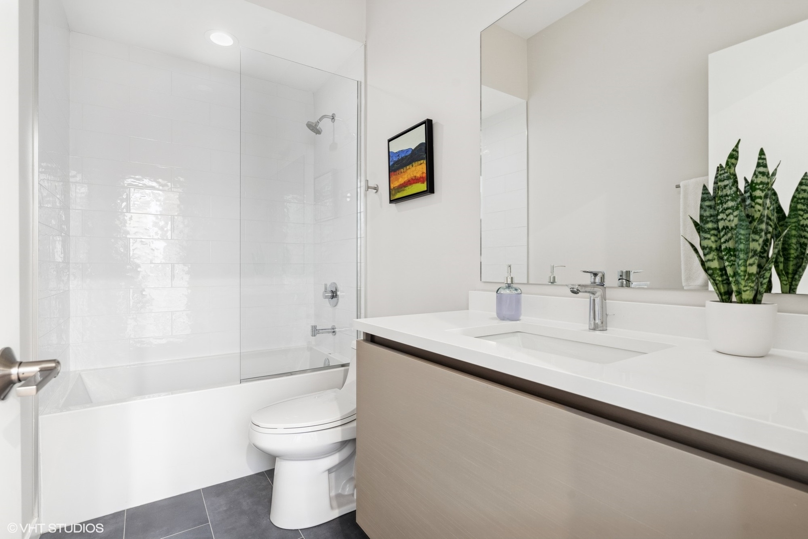 6233 S Greenwood Avenue