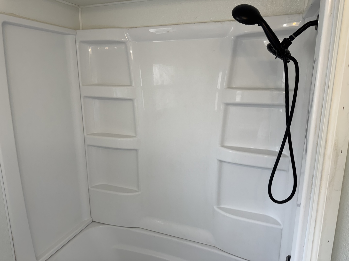 14837 COTTAGE GROVE Avenue