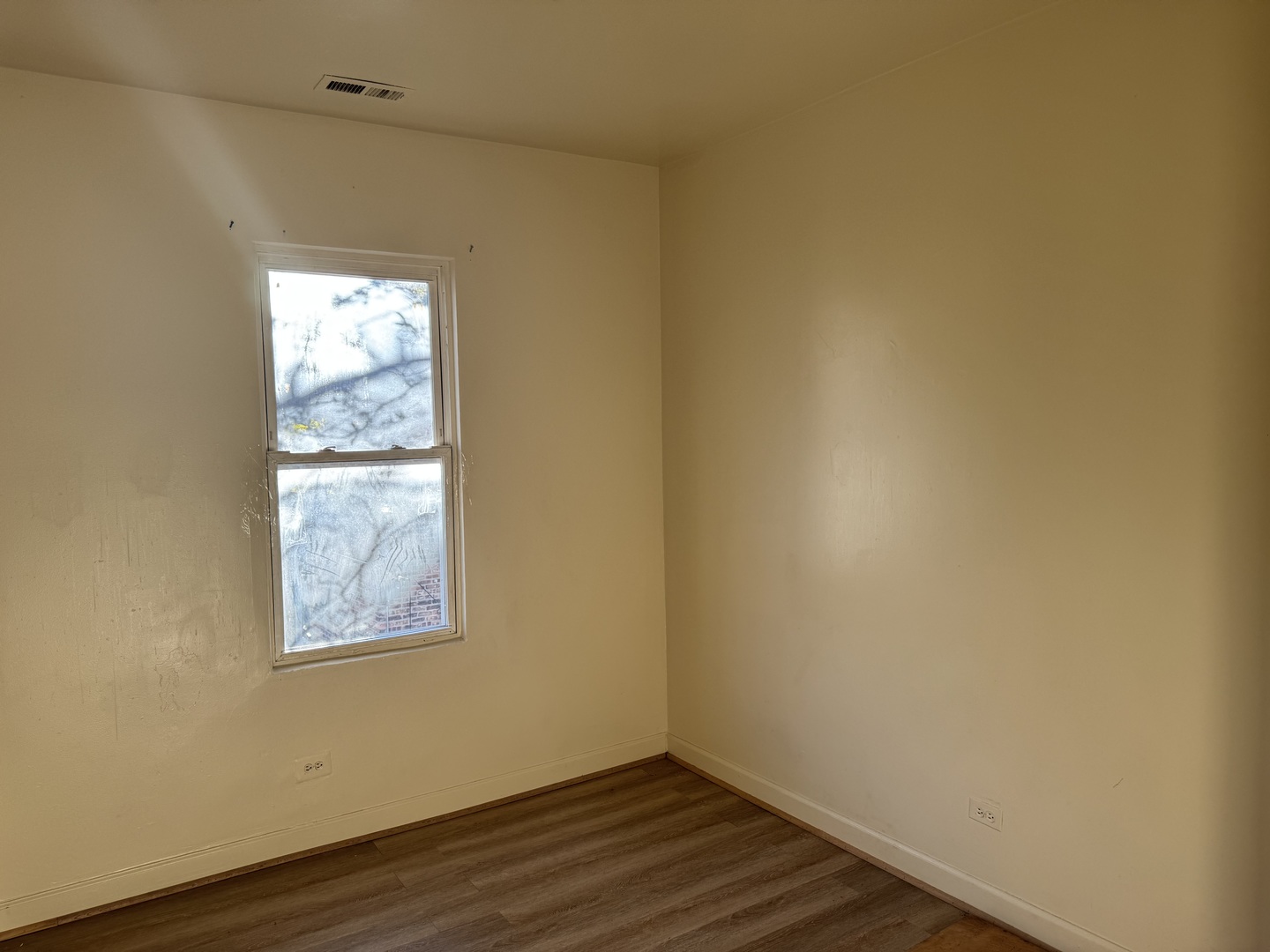 7321 S St Lawrence Avenue