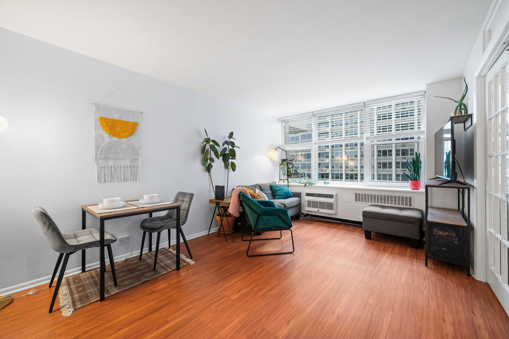 4250 N Marine Drive Unit: 1723
