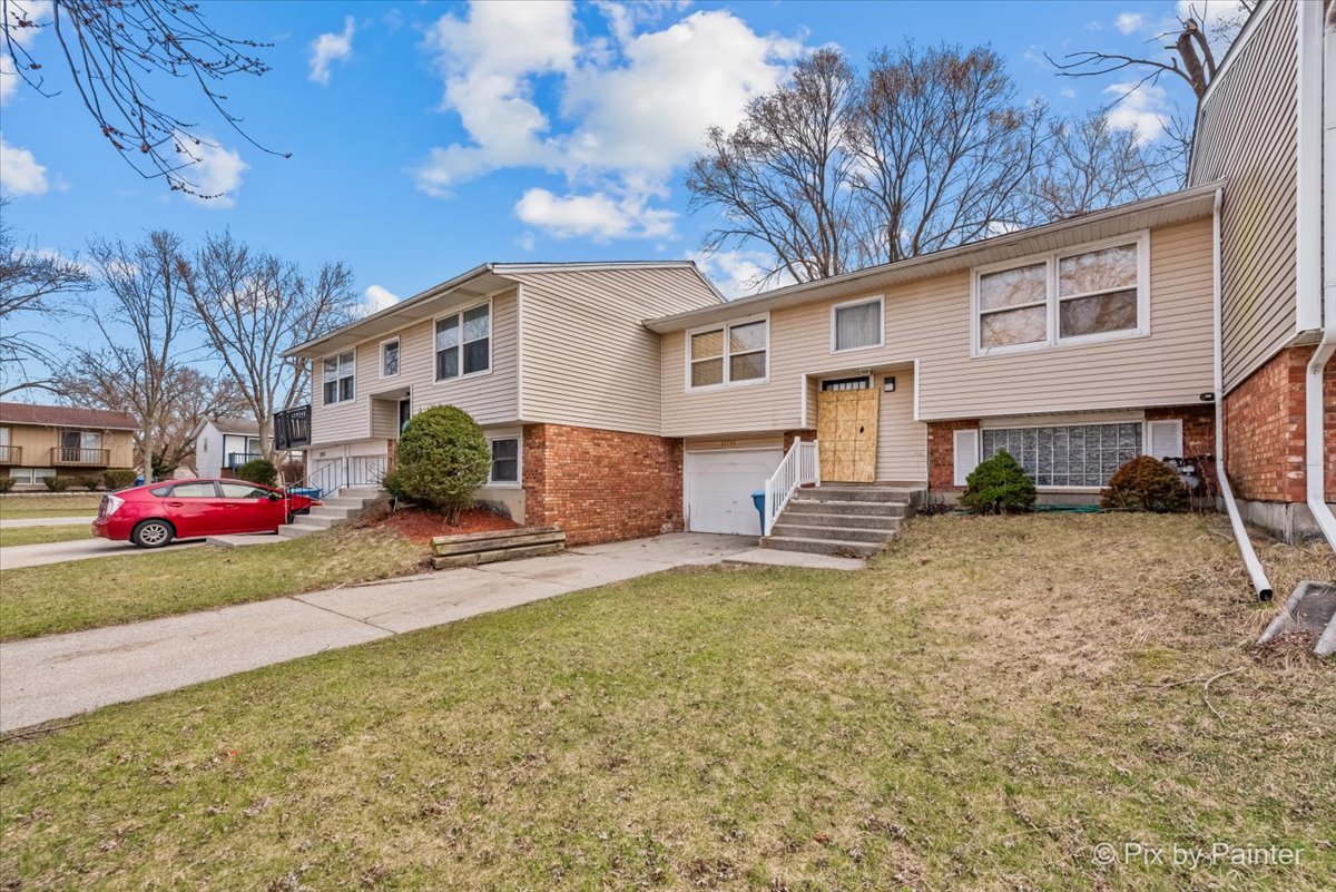 21733 CAROL Avenue Unit: 21733