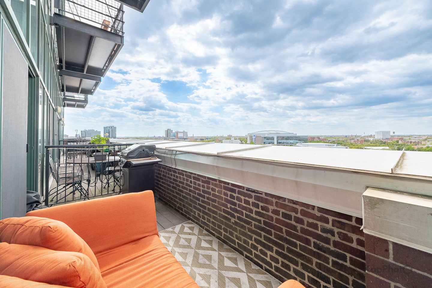 1645 W Ogden Avenue Unit: 719