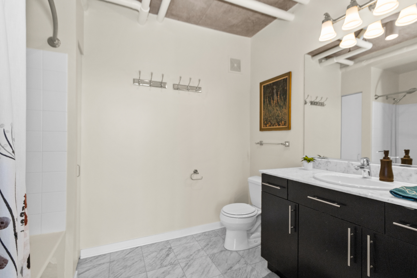 611 S Wells Street Unit: 1804