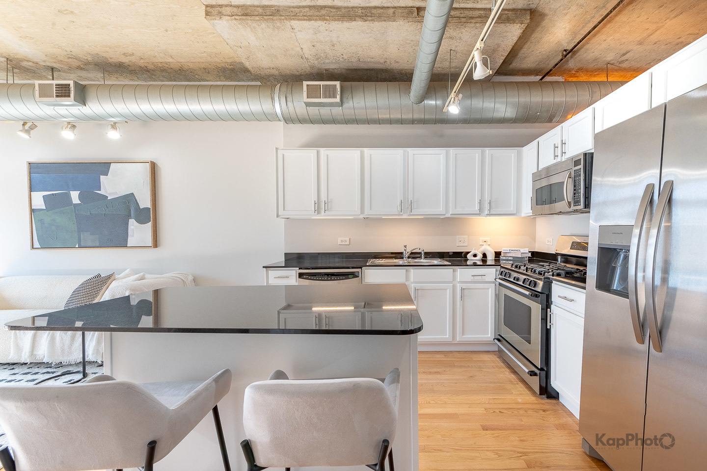 933 W Van Buren Street Unit: 308
