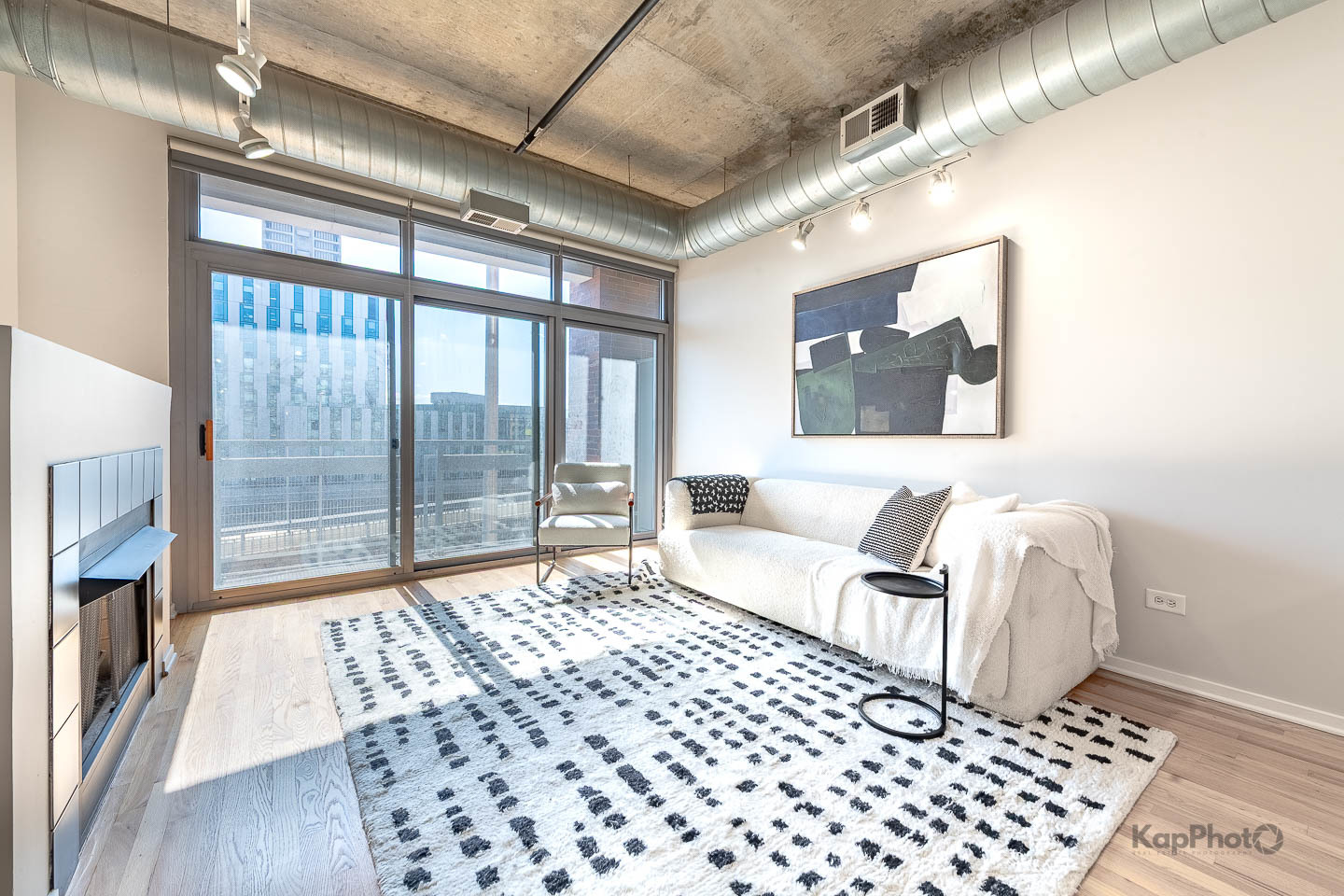 933 W Van Buren Street Unit: 308