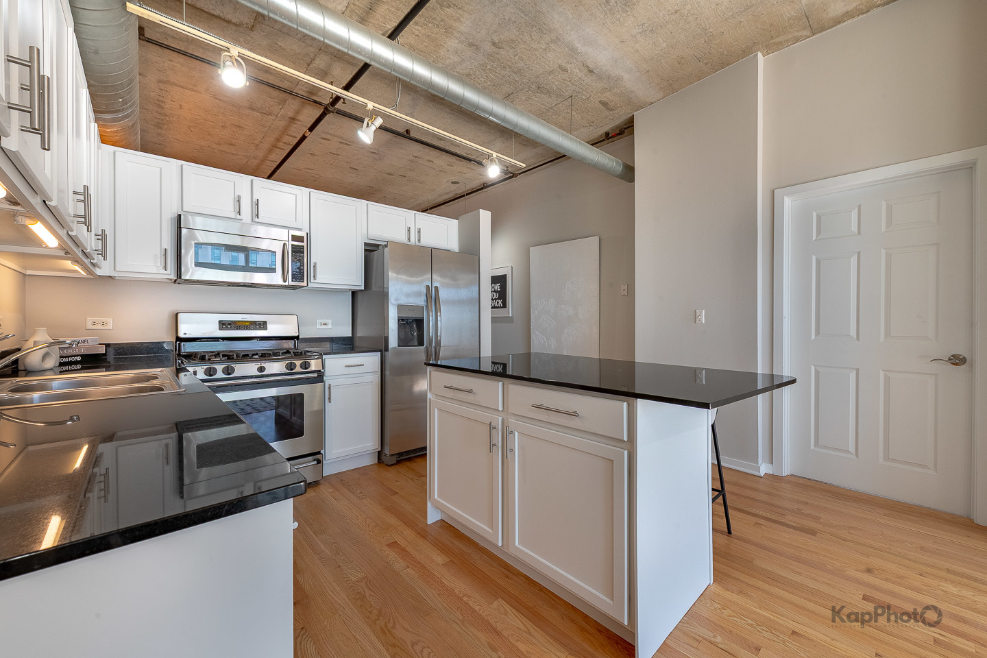 933 W Van Buren Street Unit: 308