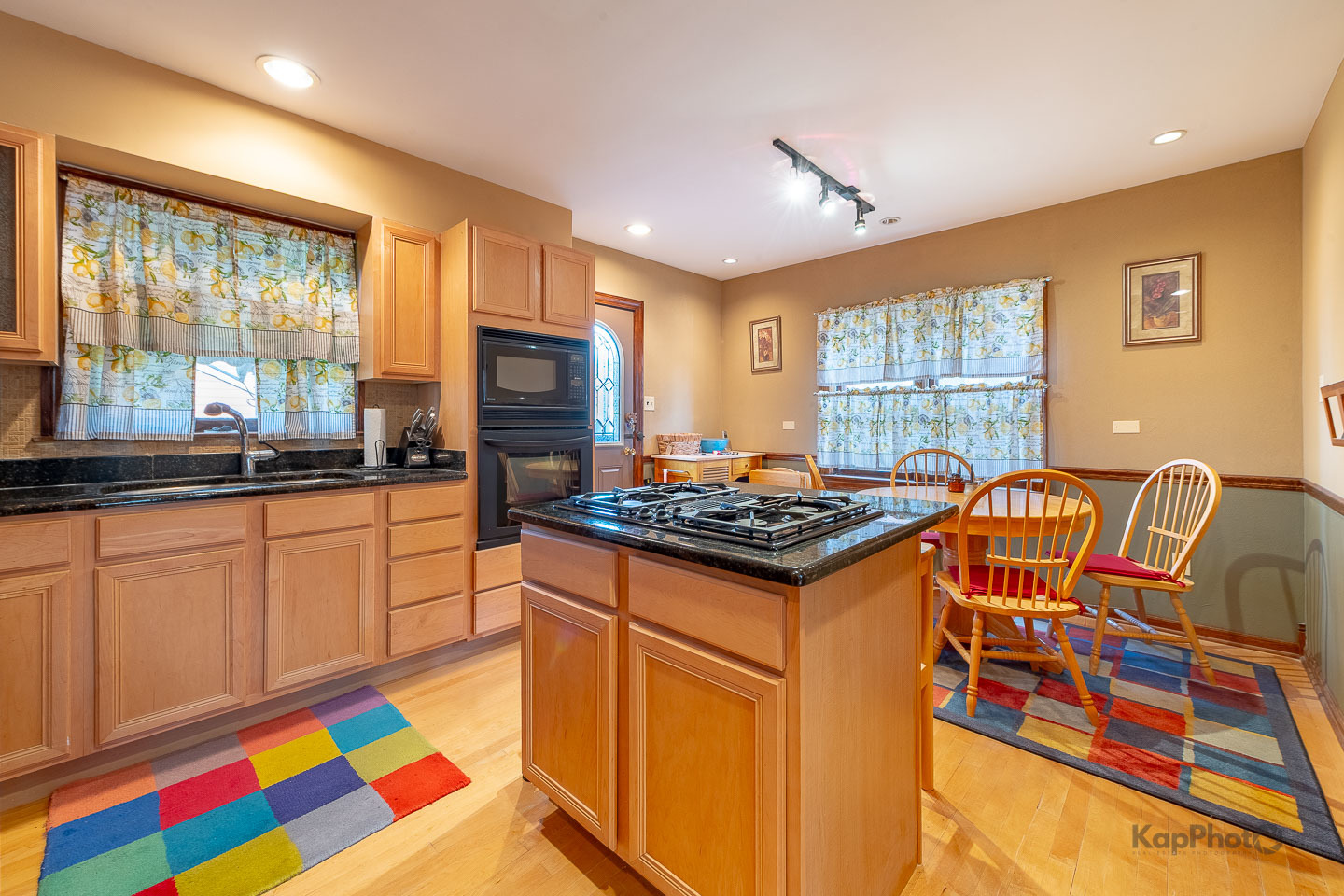 8620 S Marshfield Avenue