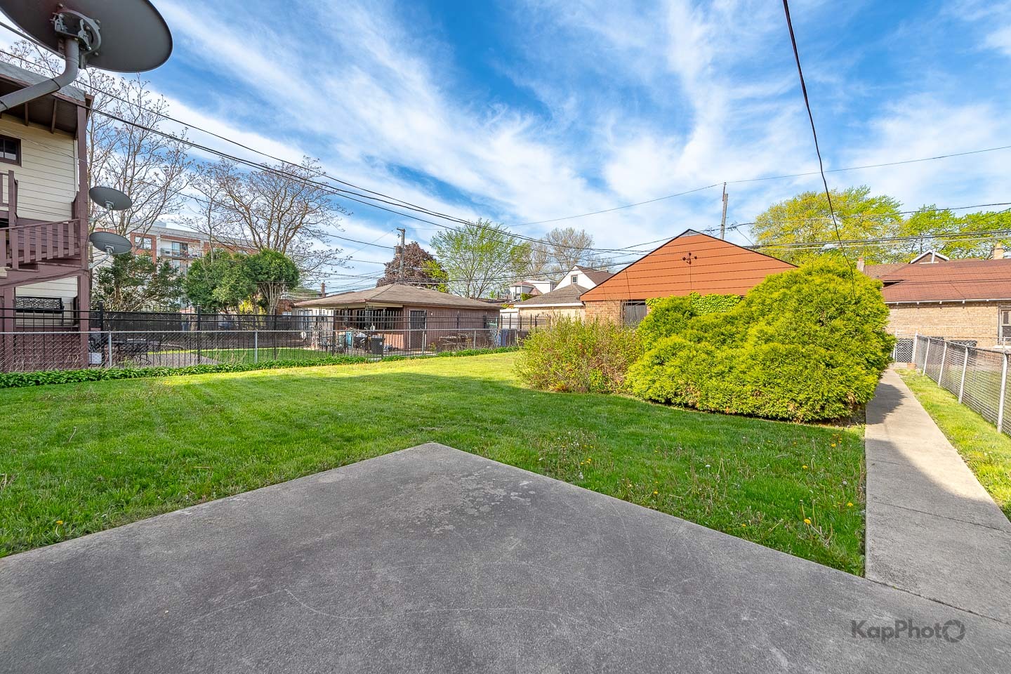 8620 S Marshfield Avenue