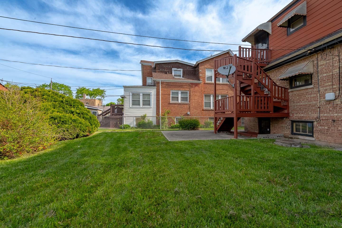 8620 S Marshfield Avenue