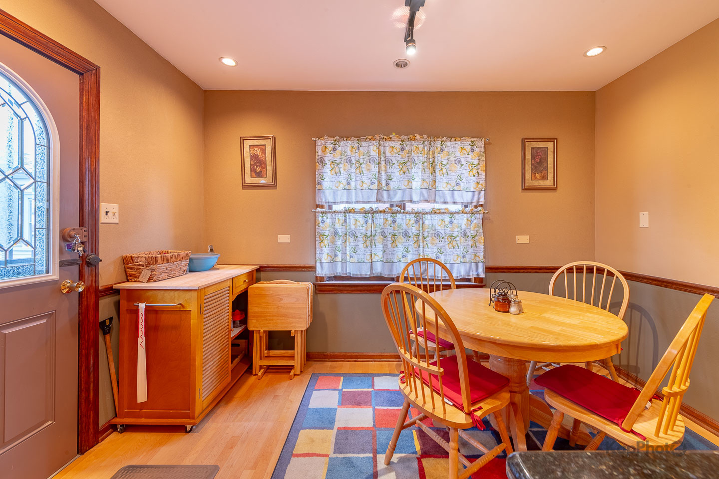 8620 S Marshfield Avenue