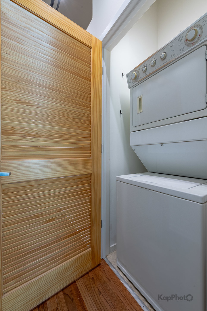 1645 W Ogden Avenue Unit: 721