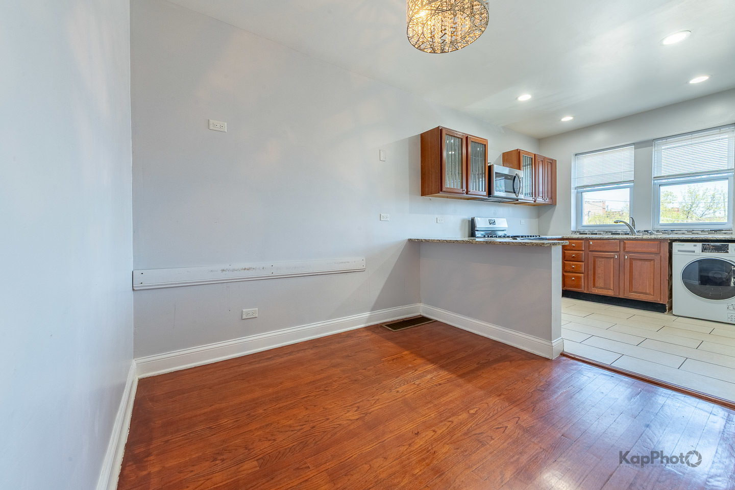 4006 W Nelson Street Unit: 6A