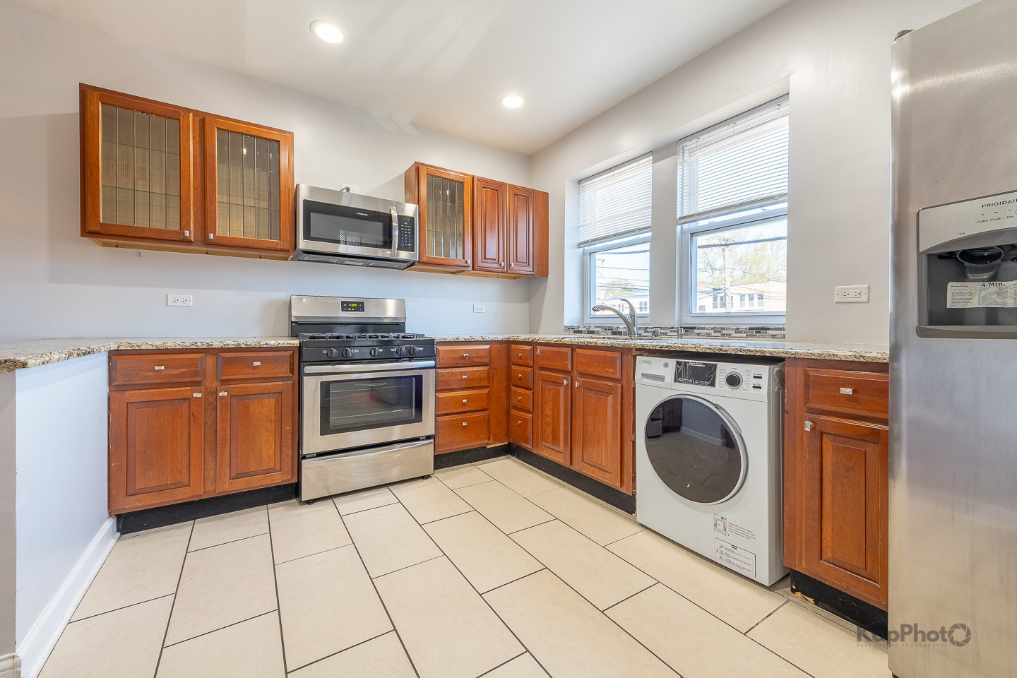 4006 W Nelson Street Unit: 6A