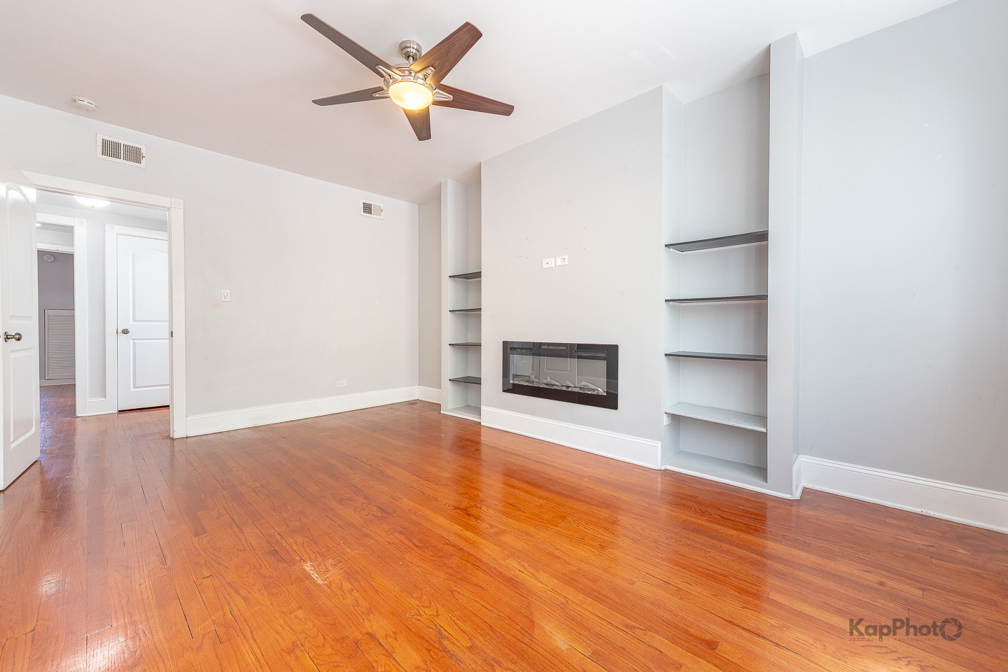 4006 W Nelson Street Unit: 6A