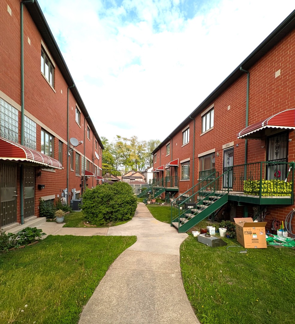 2915 S Halsted Street Unit: D