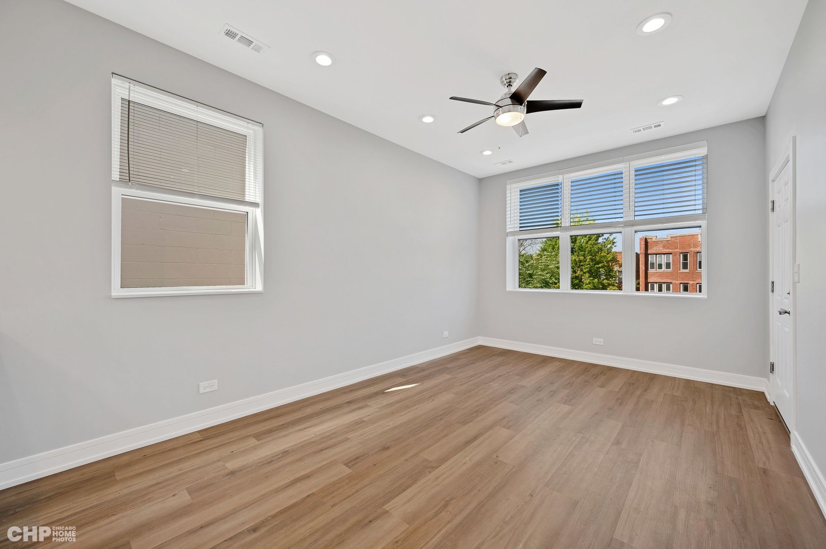 4105 S Prairie Avenue Unit: 1