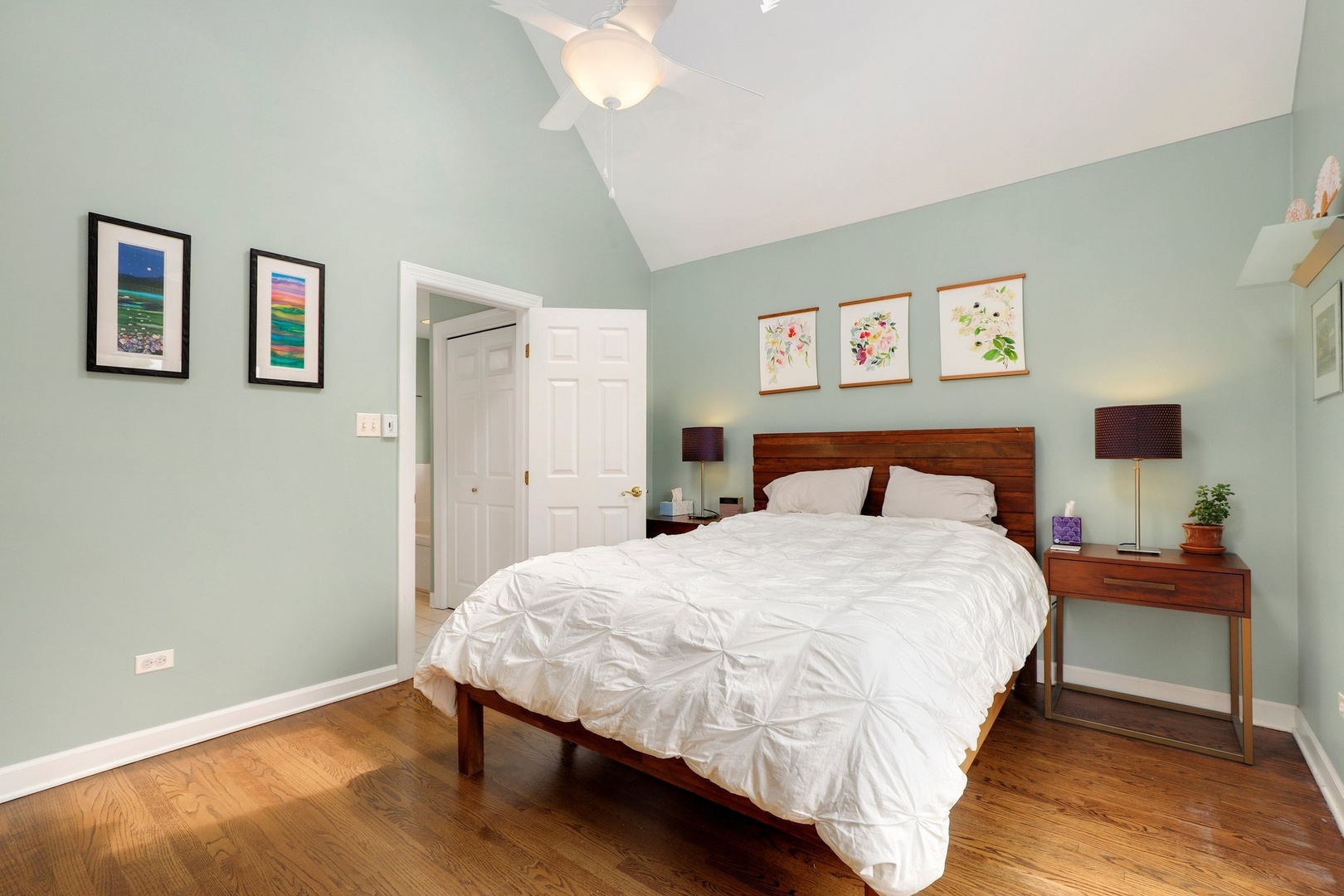 2117 W Evergreen Avenue Unit: 3E