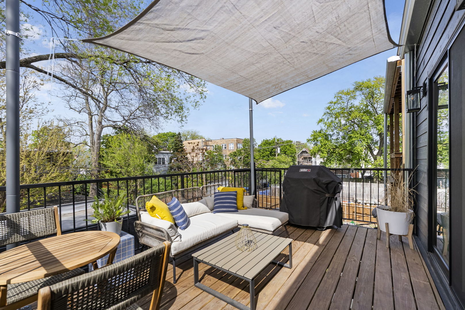 3432 W Belden Avenue Unit: 2