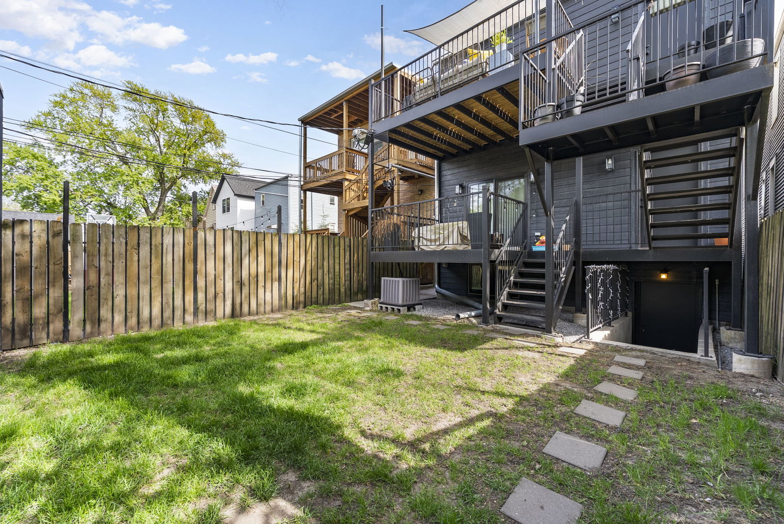 3432 W Belden Avenue Unit: 2
