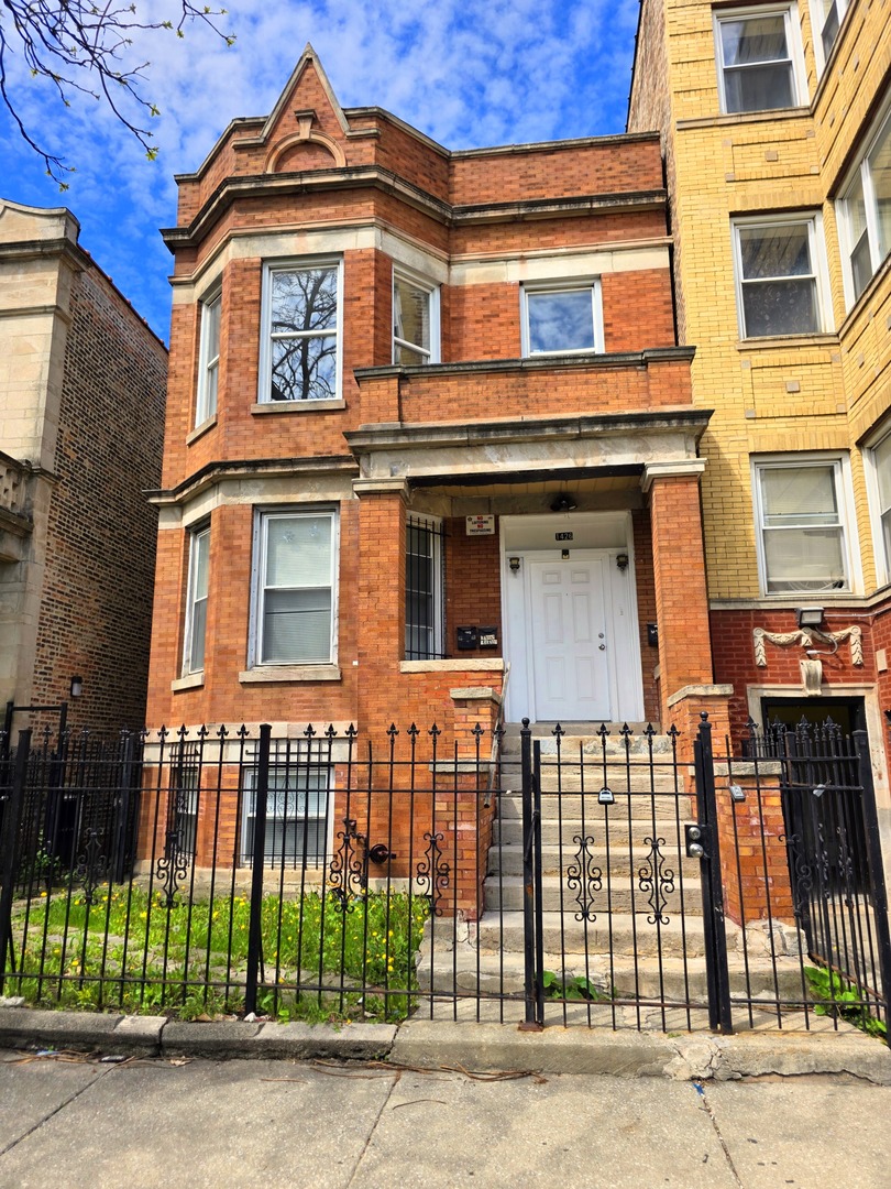 1426 S Avers Avenue Unit: 1
