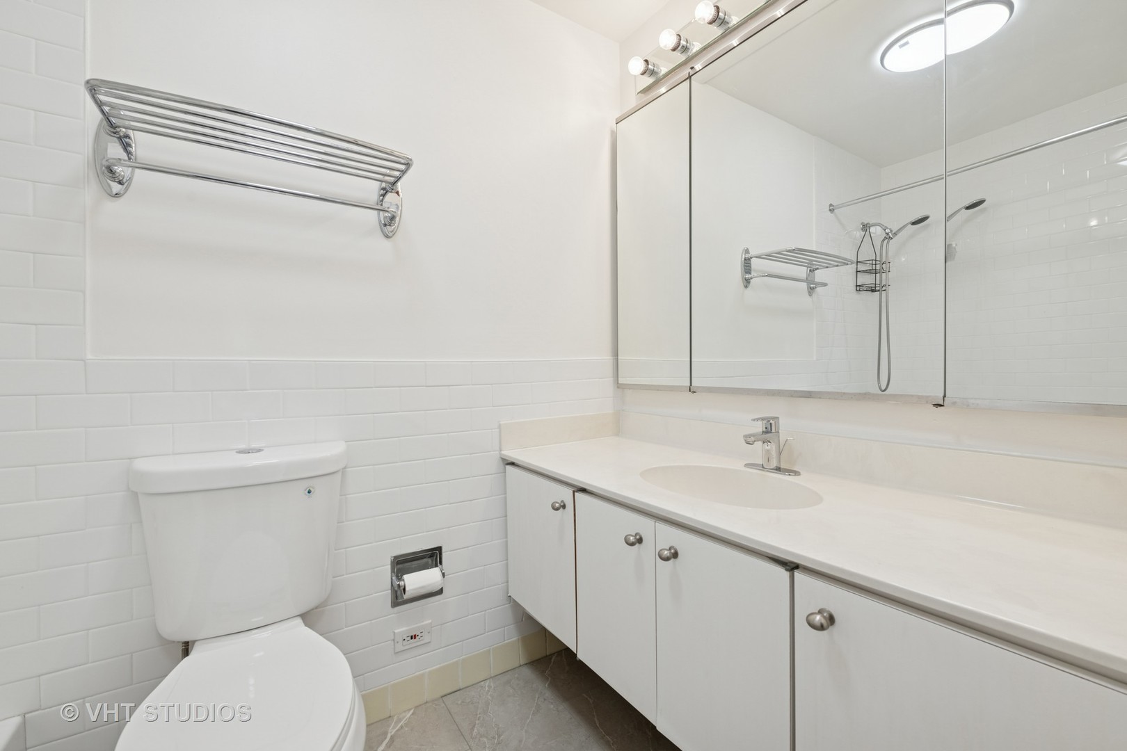 155 N HARBOR Drive Unit: 610