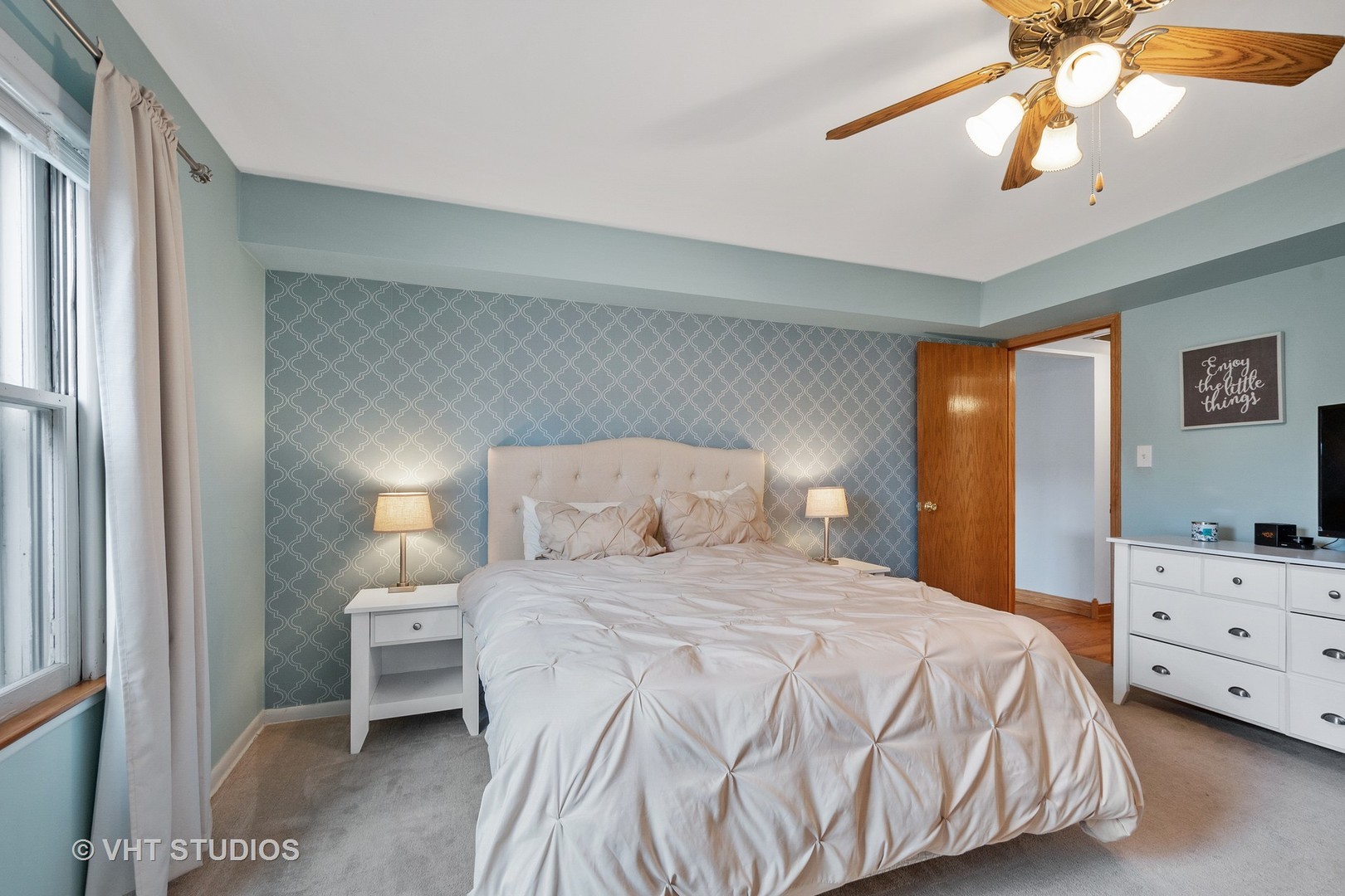 235 W Johnson Street Unit: 1B