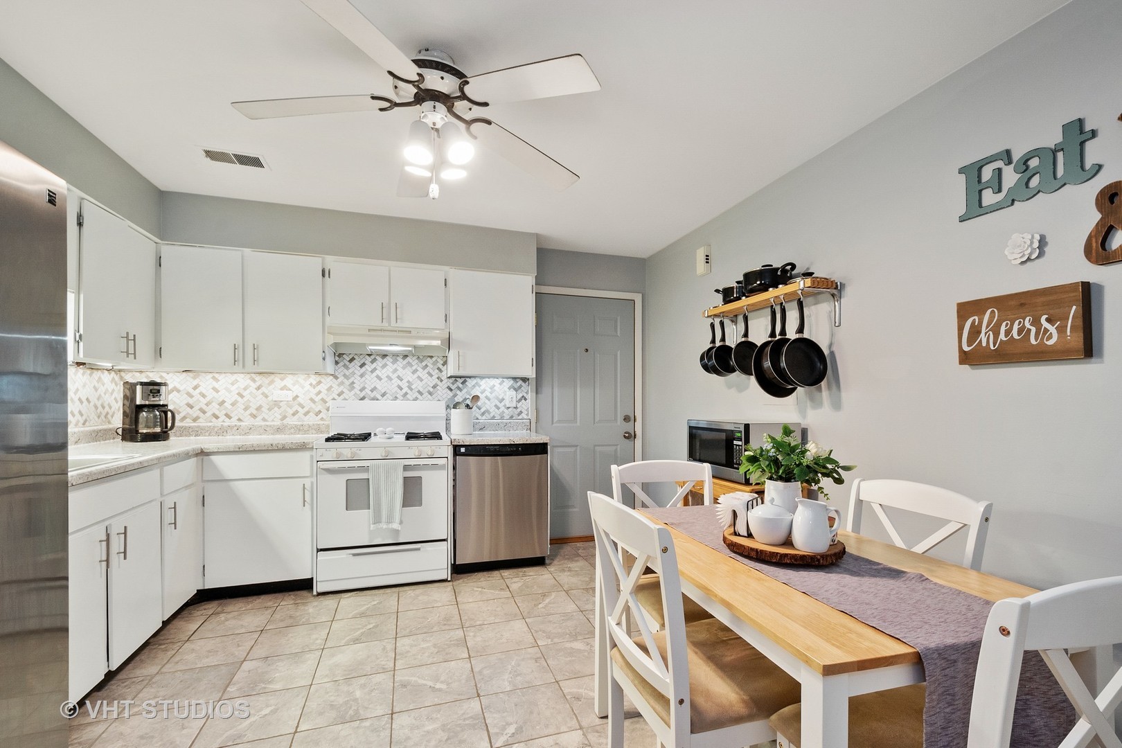 235 W Johnson Street Unit: 1B
