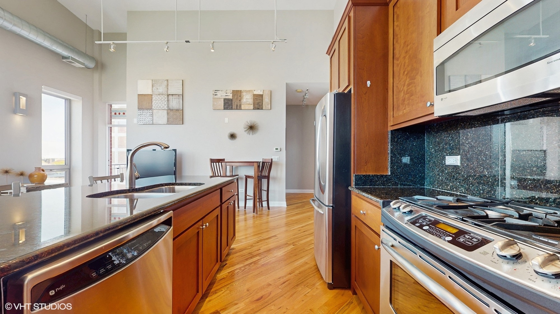 2025 S Indiana Avenue Unit: 503