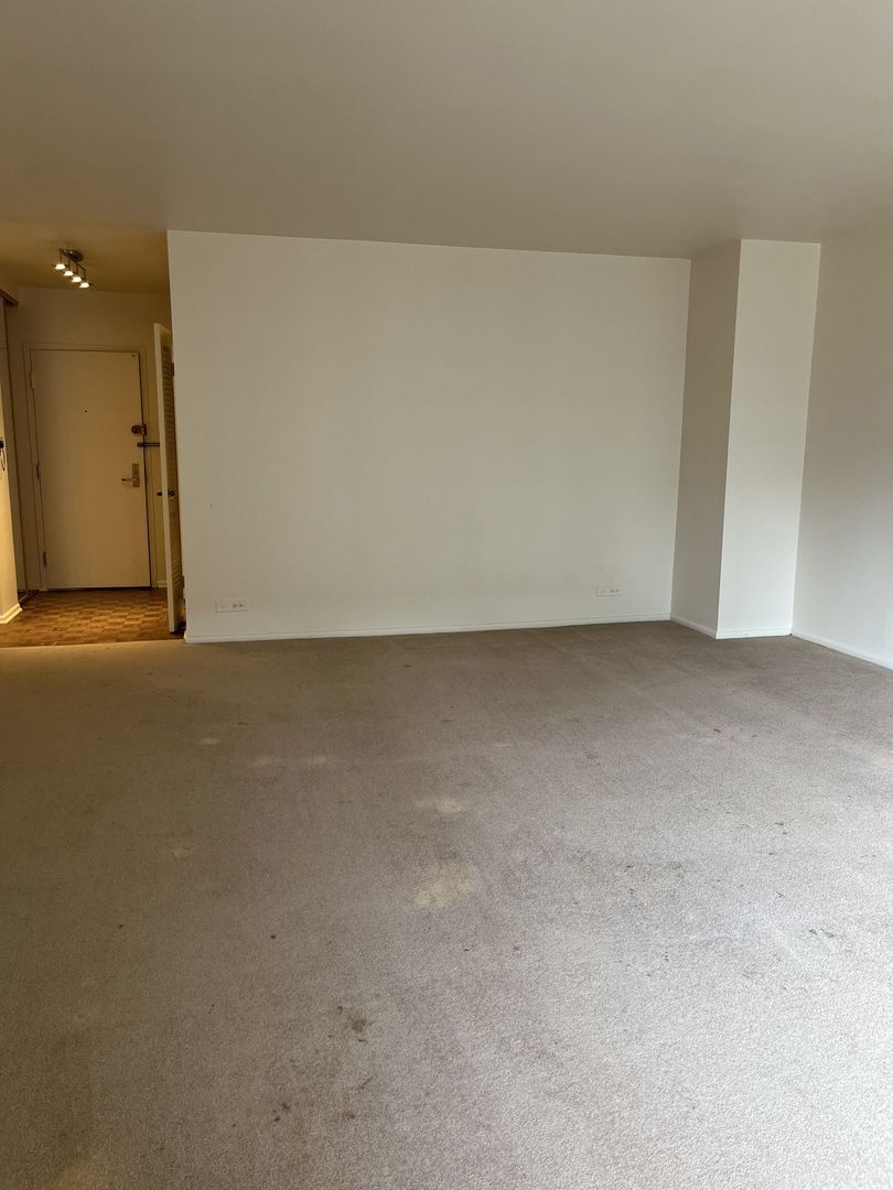 777 N Michigan Avenue Unit: 3308