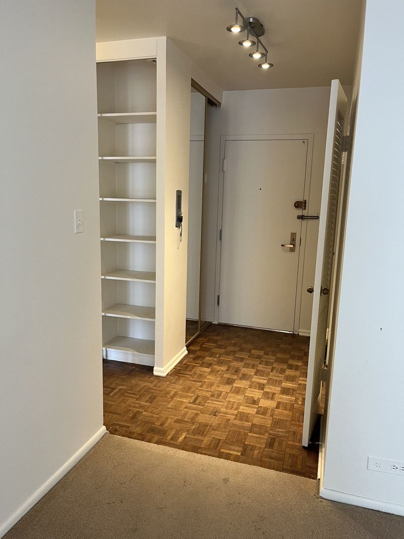 777 N Michigan Avenue Unit: 3308