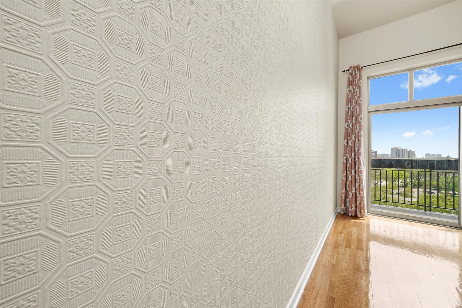 1935 S Archer Avenue Unit: 622