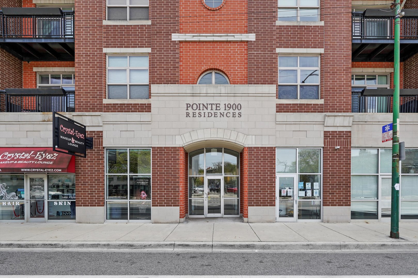 1935 S Archer Avenue Unit: 622