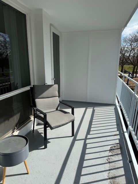 601 E 32nd Street Unit: 203