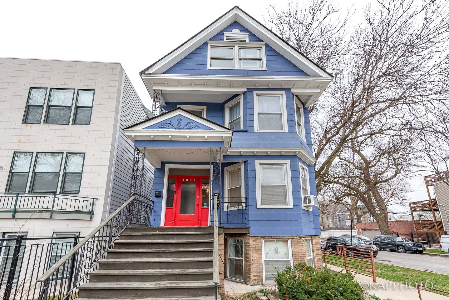 5001 N Western Avenue Unit: 1