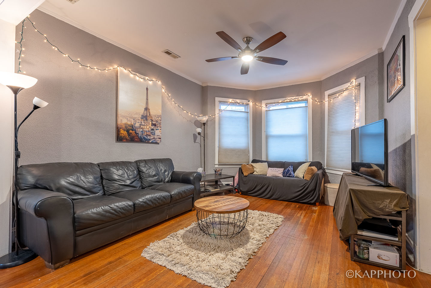 5001 N Western Avenue Unit: 1