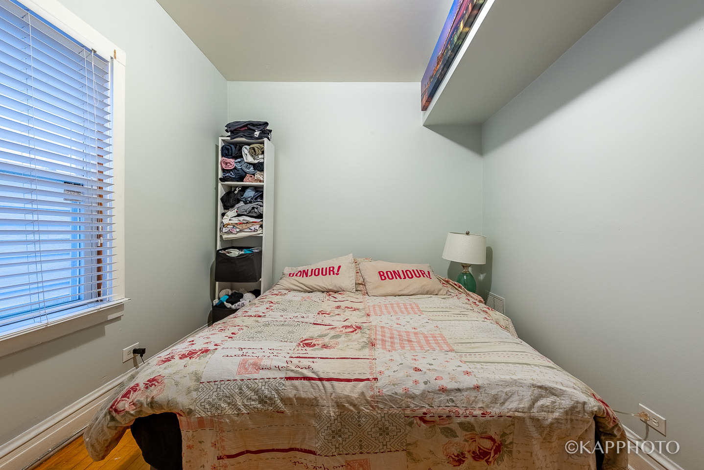 5001 N Western Avenue Unit: 1