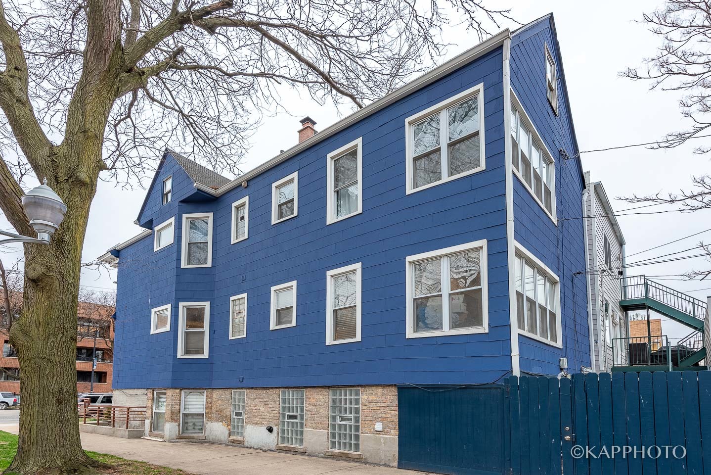 5001 N Western Avenue Unit: 1